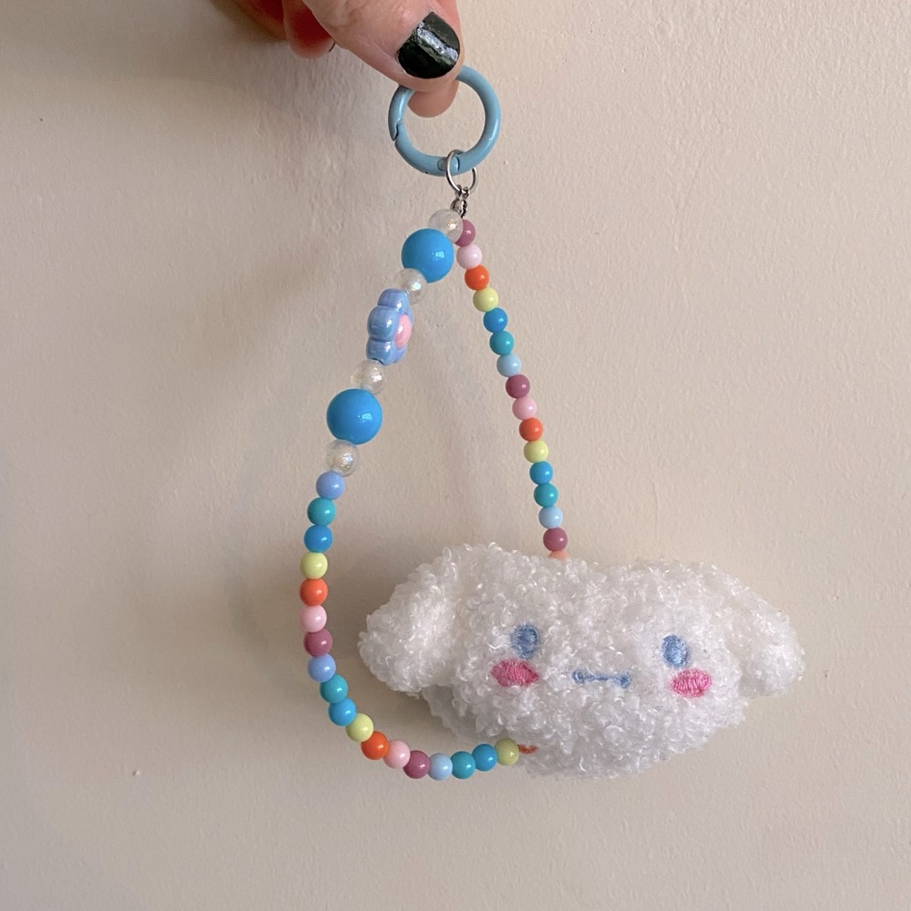 Cinnamoroll Stuffed Animal and Rainbow Bead Keychain